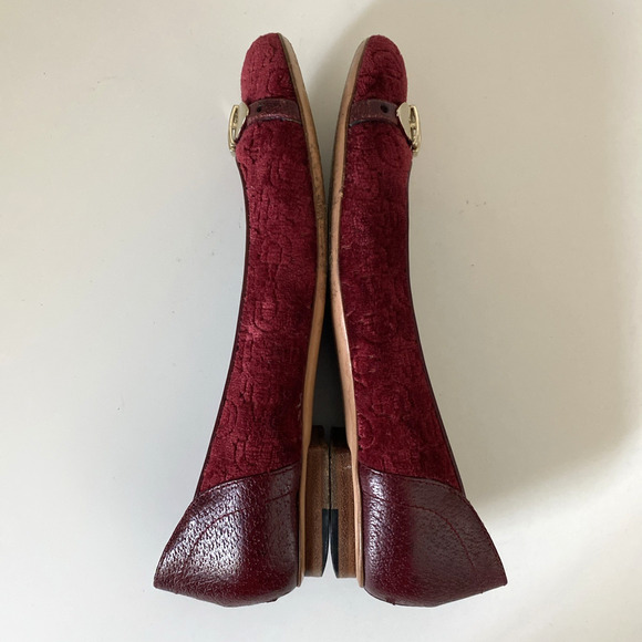 GUCCI Ballet Flat Burgundy Red Velvet Velour Round Toe Gold Buckle Equestrian 9 - Picture 14 of 14